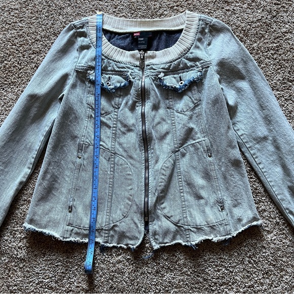 Diesel Acid Wash Denim Jacket w/ frayed hems size L - Picture 2 of 9